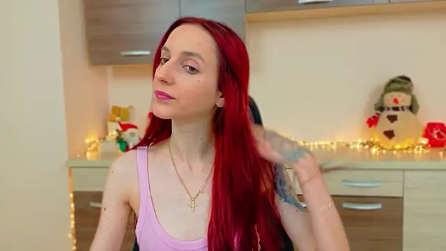 Julia Jae online show from December 21, 2025, 6:37 am