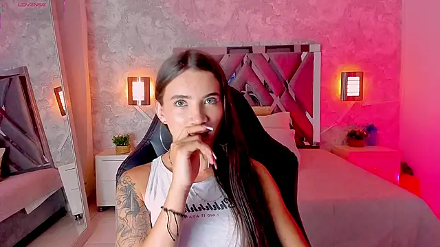 Snapshot of aitana_baker_ chatting on January 9, 2026, 3:46 am aitana baker online show from January 9, 2026, 3:46 am