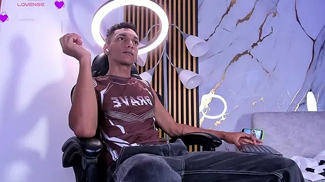 JulienSaint online show from February 23, 2026, 9:32 am