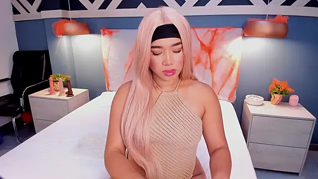 EmilyZahar online show from October 23, 2025, 12:59 pm