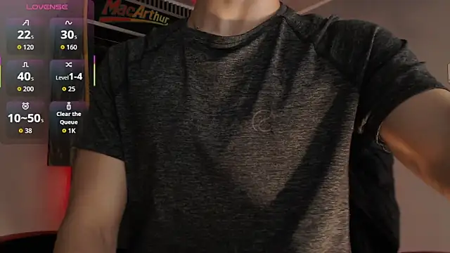 Snapshot of Bastian_MCcormick chatting on November 7, 2025, 12:31 pm Bastian MCcormick online show from November 7, 2025, 12:31 pm