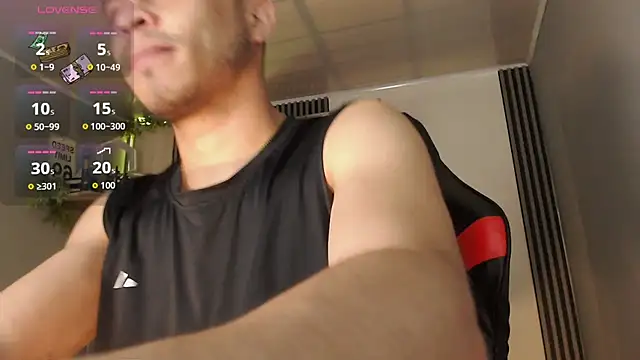 Snapshot of Bastian_MCcormick chatting on November 20, 2025, 12:28 pm Bastian MCcormick online show from November 20, 2025, 12:28 pm