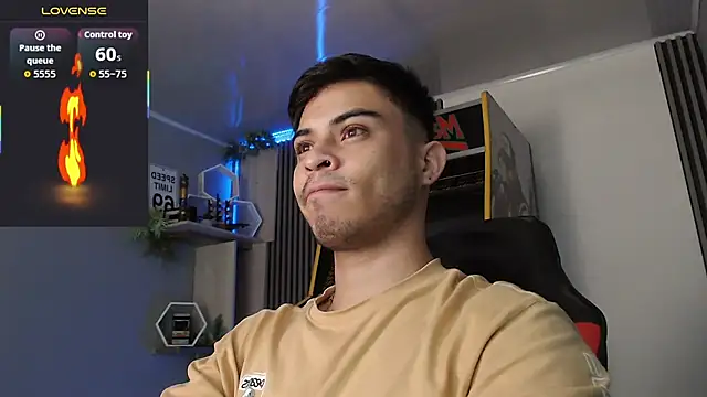 Snapshot of Bastian_MCcormick chatting on November 14, 2025, 12:31 pm Bastian MCcormick online show from November 14, 2025, 12:31 pm