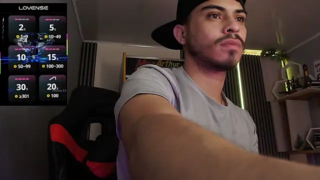 Bastian MCcormick online show from December 22, 2025, 12:27 pm