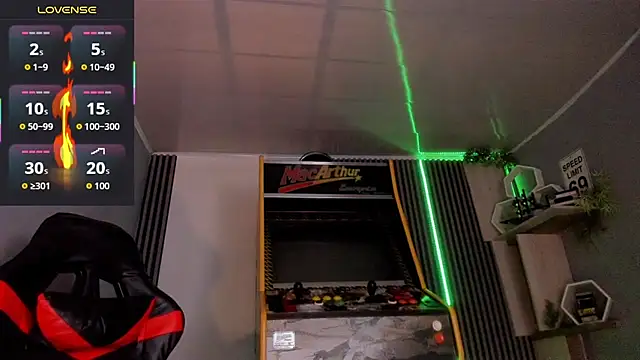 Snapshot of Bastian_MCcormick chatting on October 14, 2025, 1:01 pm Bastian MCcormick online show from October 14, 2025, 1:01 pm