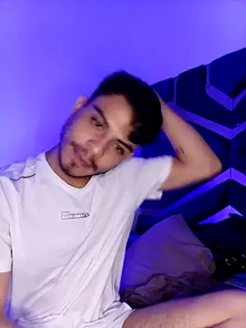 Snapshot of Bastian_MCcormick chatting on November 26, 2025, 1:38 am Bastian MCcormick online show from November 26, 2025, 1:38 am