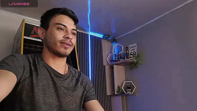 Snapshot of Bastian_MCcormick chatting on September 11, 2025, 12:16 pm Bastian MCcormick online show from September 11, 2025, 12:16 pm