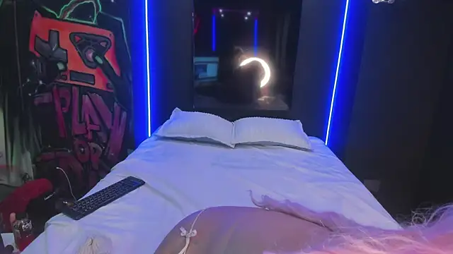 SamanthaaReed online show from December 20, 2025, 4:26 am