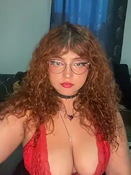 Snapshot of SamanthaaReed chatting on July 8, 2026, 4:02 am SamanthaaReed online show from July 8, 2026, 4:02 am