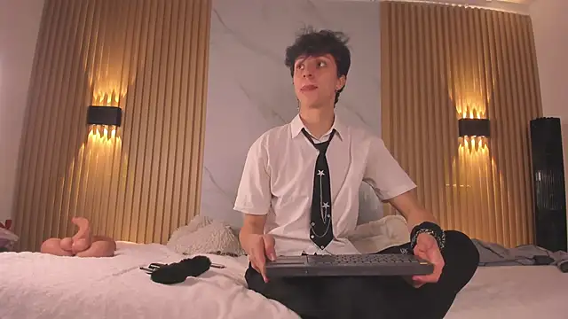 IM DAREN online show from November 12, 2025, 3:21 am