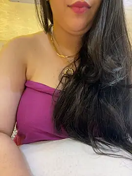 Snapshot of Bold-arabic-vibes chatting on July 14, 2026, 4:24 pm Bold-arabic-vibes online show from July 14, 2026, 4:24 pm