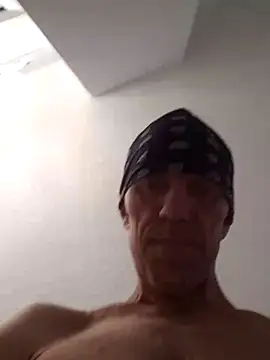 djcarey369159 online show from October 4, 2025, 6:09 pm