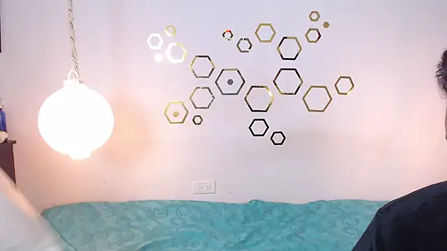 Snapshot of Provincute chatting on November 25, 2025, 4:02 am Provincute online show from November 25, 2025, 4:02 am