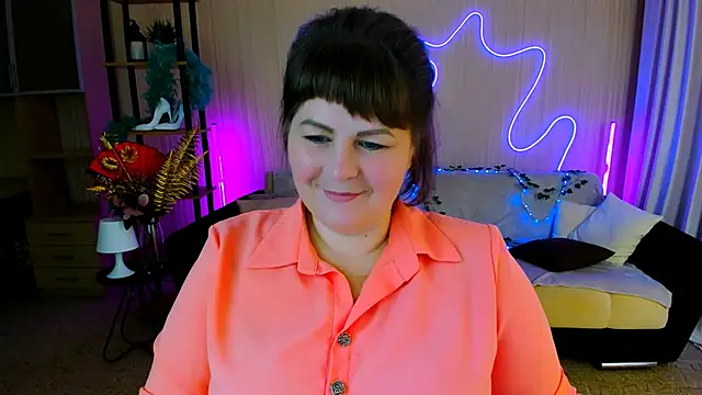 CrystaalStaar online show from September 15, 2025, 7:14 pm