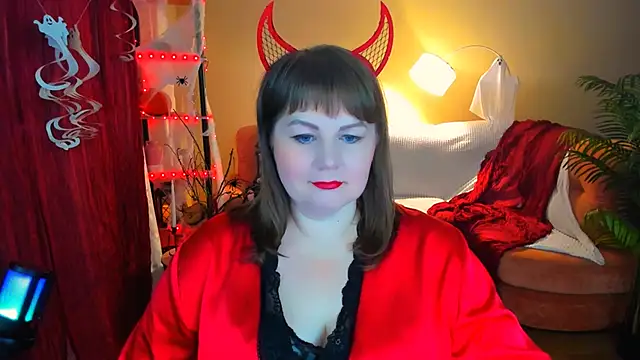 CrystaalStaar online show from October 30, 2025, 8:28 pm