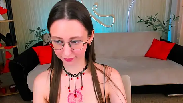 YourLovellyStory online show from July 25, 2026, 11:49 am