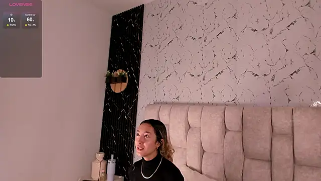 LauMiller online show from September 22, 2025, 7:31 pm