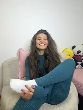 Emilyybennet  online show from November 2, 2025, 1:32 am