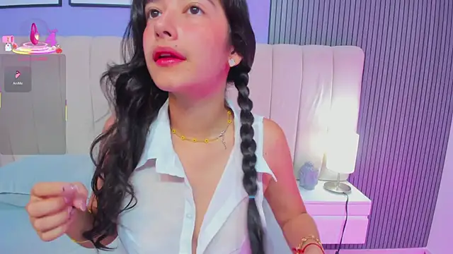 Snapshot of Ivy_petit chatting on July 22, 2026, 11:23 am Ivy petit online show from July 22, 2026, 11:23 am