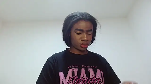 violeta24 online show from November 29, 2025, 11:16 pm