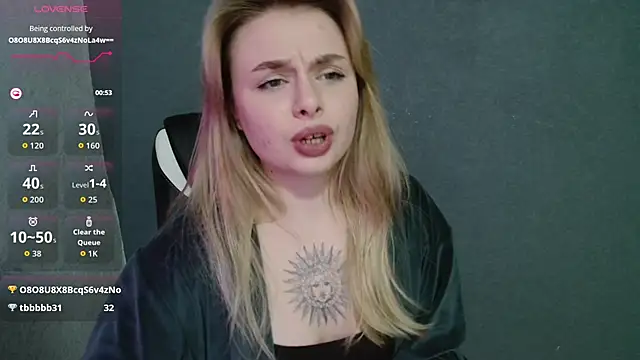 Snapshot of AngelicaHollywood chatting on October 22, 2025, 9:03 pm AngelicaHollywood online show from October 22, 2025, 9:03 pm