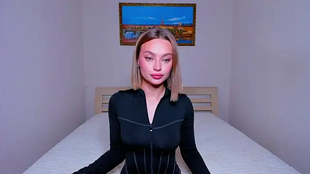 Snapshot of OliviaReece chatting on June 21, 2026, 6:19 am OliviaReece online show from June 21, 2026, 6:19 am