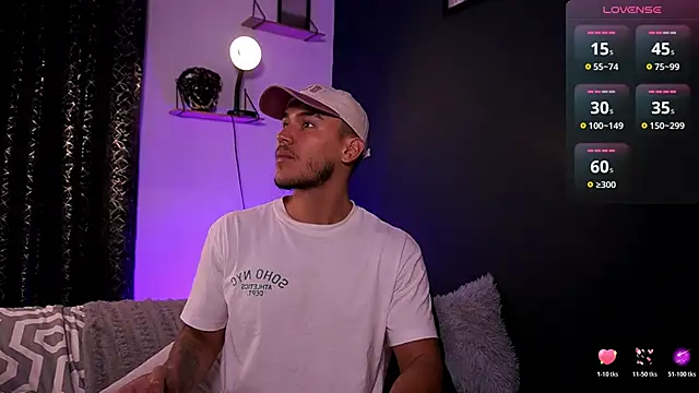 MarkSantozz online show from June 4, 2026, 2:49 am