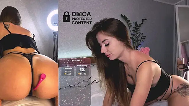 Snapshot of Siren_Bloom chatting on November 25, 2025, 5:46 pm Siren Bloom online show from November 25, 2025, 5:46 pm