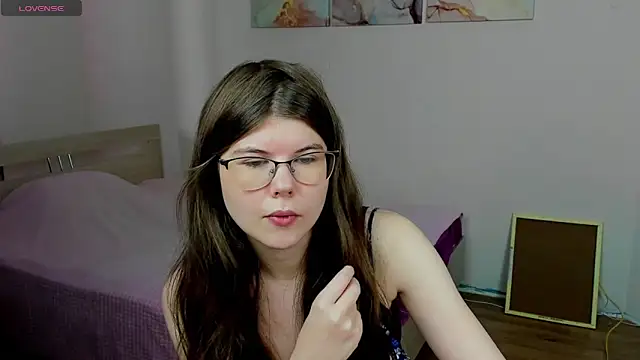 Snapshot of Beatrisss chatting on November 13, 2025, 5:44 am Beatrisss online show from November 13, 2025, 5:44 am