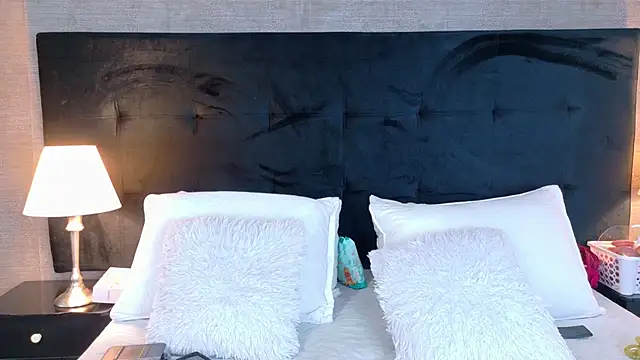 SophiaSummer online show from February 10, 2026, 7:57 pm