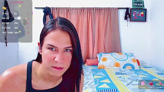 Snapshot of Azley_sweet chatting on February 13, 2025, 8:03 pm Azley sweet online show from February 13, 2025, 8:03 pm