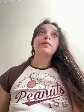 Snapshot of CharmingMaddie chatting on May 27, 2026, 3:41 pm CharmingMaddie online show from May 27, 2026, 3:41 pm