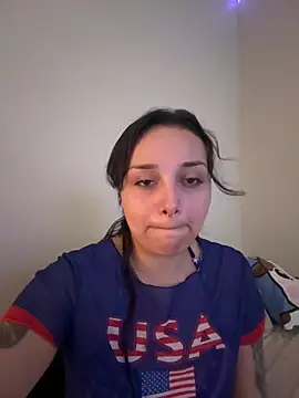 Snapshot of CharmingMaddie chatting on May 18, 2026, 4:34 pm CharmingMaddie online show from May 18, 2026, 4:34 pm