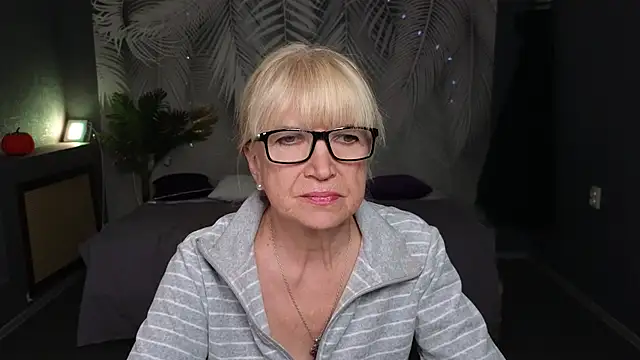 Sabina Ros online show from September 29, 2025, 7:26 am