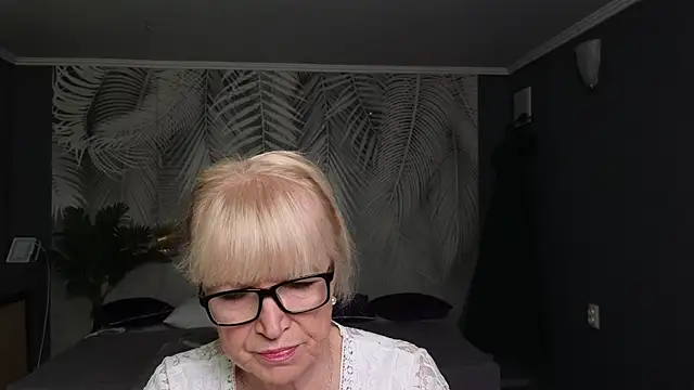 Sabina Ros online show from October 27, 2025, 7:20 am