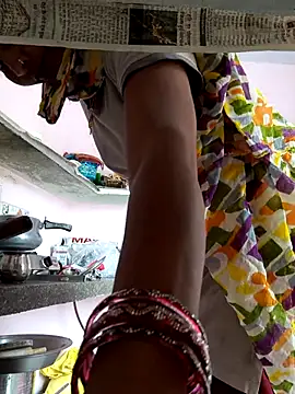 Love-pari077 online show from October 21, 2025, 7:19 am