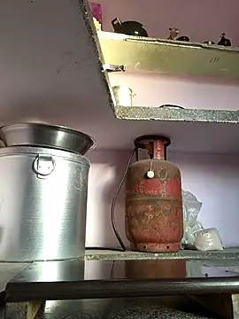 Love-pari077 online show from April 14, 2026, 1:10 am