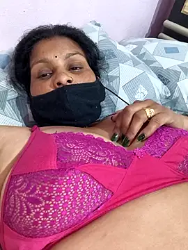 Snapshot of Love-pari077 chatting on March 3, 2026, 3:41 pm Love-pari077 online show from March 3, 2026, 3:41 pm