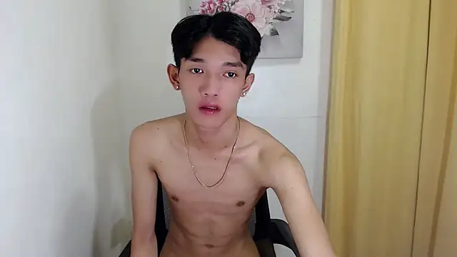 fuckerfriendsxx online show from September 9, 2025, 3:32 pm