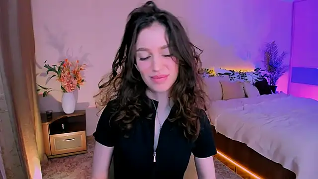 ChristinaConteeree online show from September 26, 2025, 7:32 pm