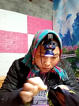 Snapshot of Love-Ly99 chatting on February 21, 2026, 12:12 am Love-Ly99 online show from February 21, 2026, 12:12 am