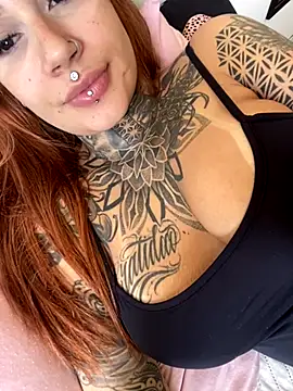 Snapshot of sereiaruiva99 chatting on October 9, 2025, 3:45 pm sereiaruiva99 online show from October 9, 2025, 3:45 pm