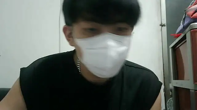 bigbb101011 online show from November 22, 2025, 2:38 pm