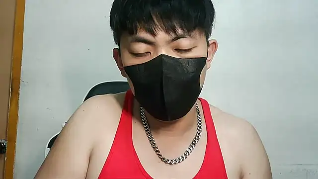 bigbb101011 online show from October 7, 2025, 4:19 pm