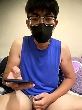 bigbb101011 online show from October 6, 2025, 1:07 am