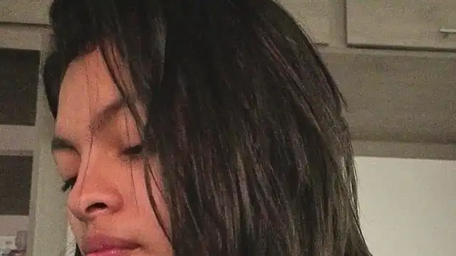 Candela    online show from November 22, 2025, 8:24 am