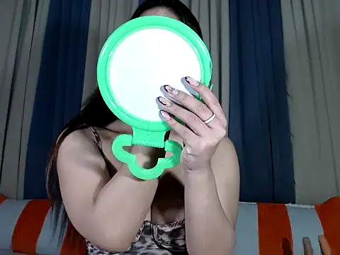 Trexiehot online show from October 27, 2025, 6:42 pm