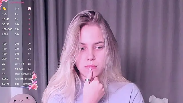 AngelAnty online show from October 20, 2025, 3:01 pm