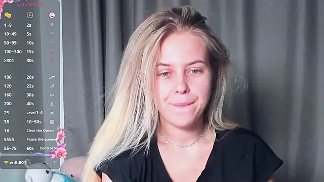 AngelAnty online show from November 2, 2025, 3:06 pm