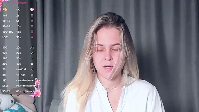 AngelAnty online show from October 24, 2025, 3:11 pm